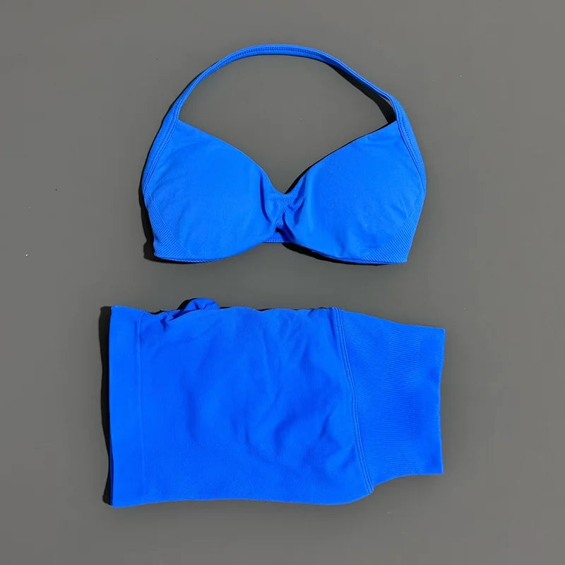 2-Piece Women’s Yoga Set Strappy Bra Scrunch Shorts