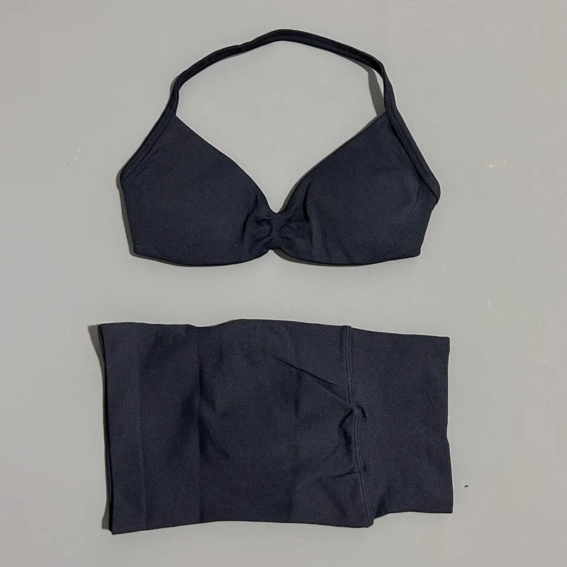 2-Piece Women’s Yoga Set Strappy Bra Scrunch Shorts