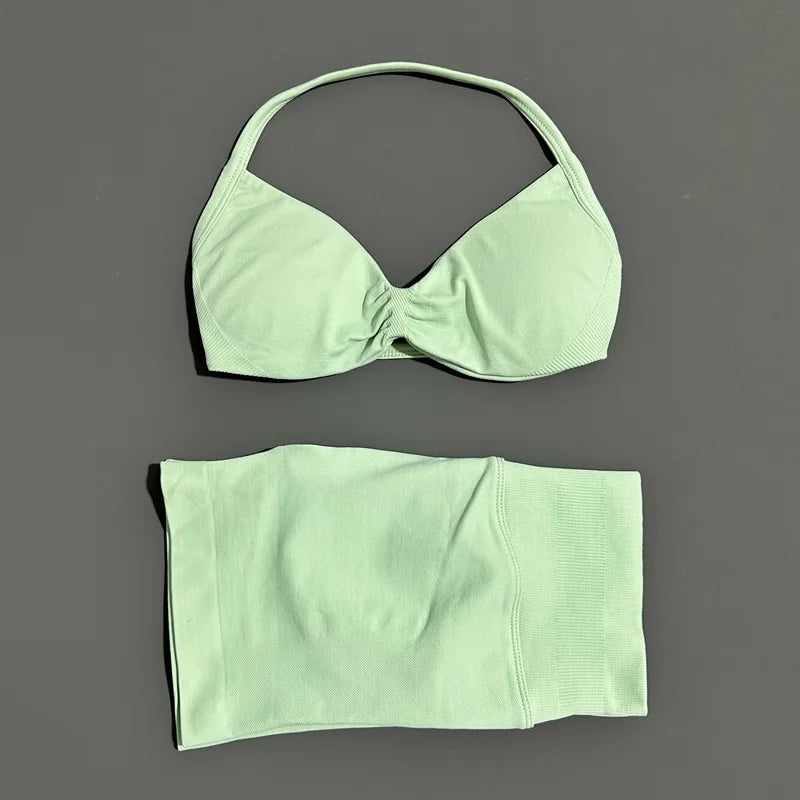 2-Piece Women’s Yoga Set Strappy Bra Scrunch Shorts