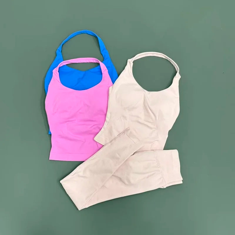 2-Piece Women’s Yoga Set Halter Top Peach Lift Leggings