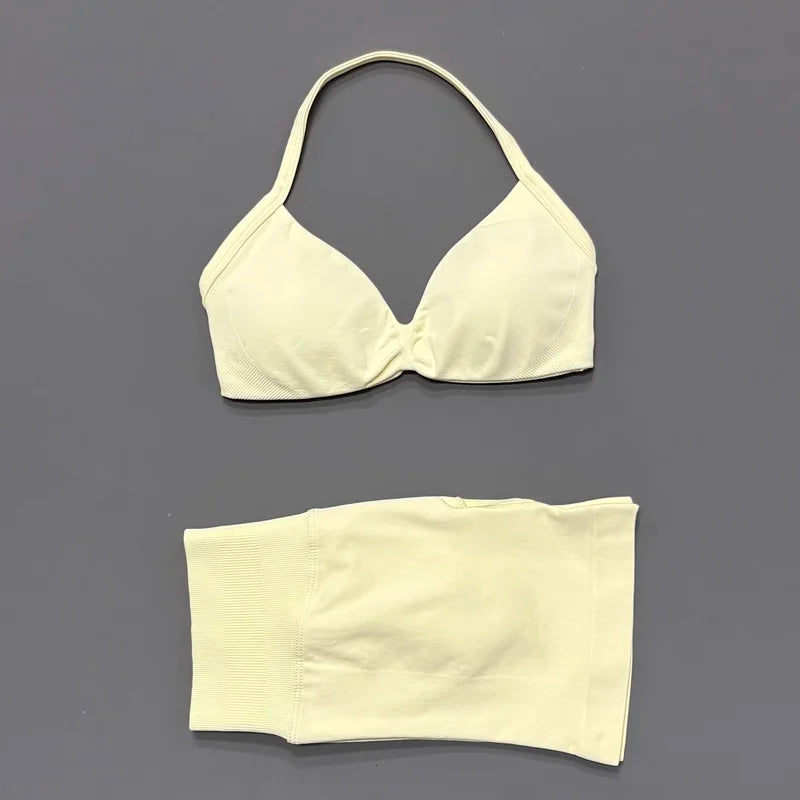2-Piece Women’s Yoga Set Strappy Bra Scrunch Shorts