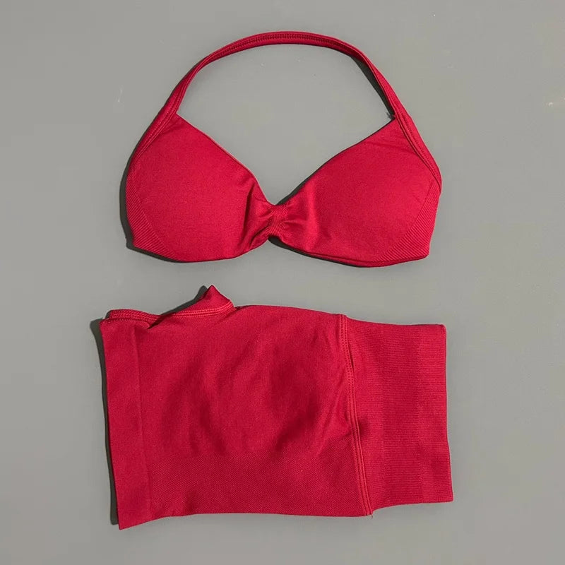 2-Piece Women’s Yoga Set Strappy Bra Scrunch Shorts
