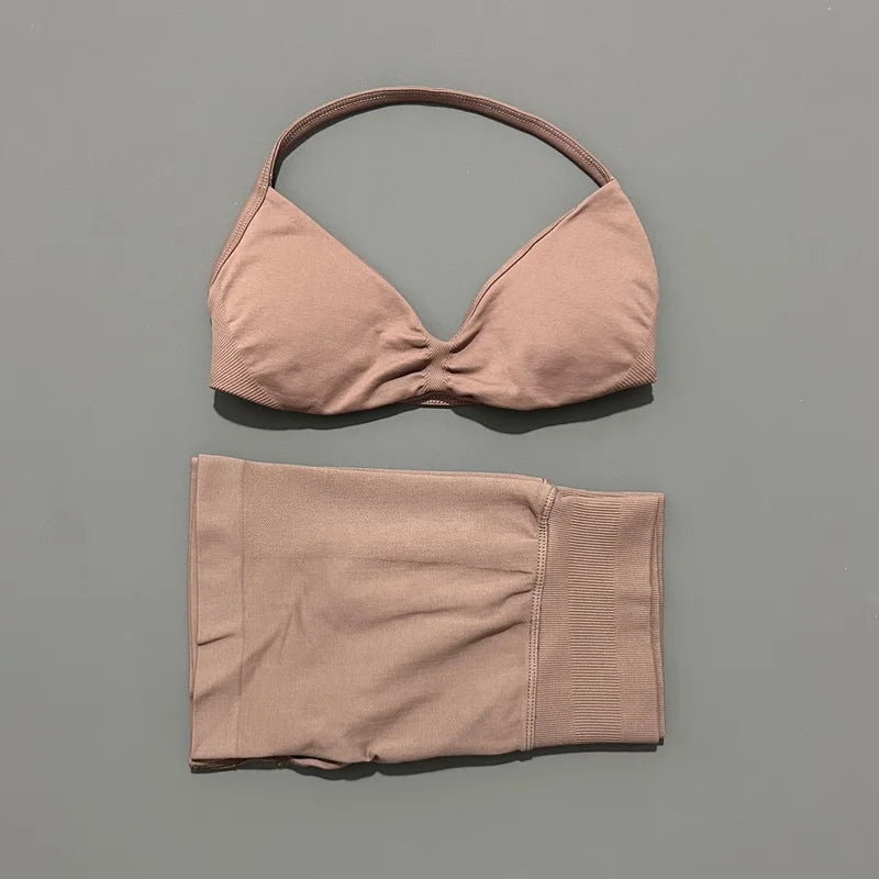 2-Piece Women’s Yoga Set Strappy Bra Scrunch Shorts